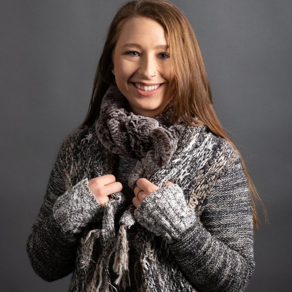 Fur Scarf - Picture 5 of 9